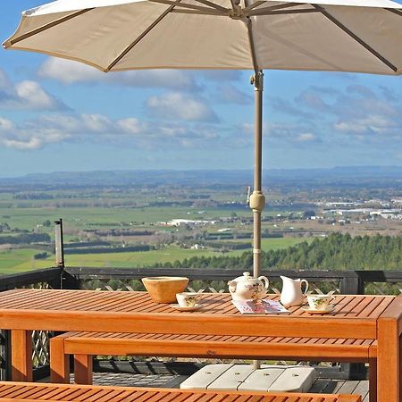 Warwick Hills Rural Bed & Breakfast Папамоа Екстериор снимка