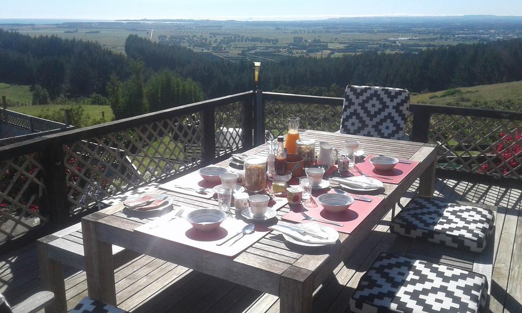 Warwick Hills Rural Bed & Breakfast Папамоа Екстериор снимка